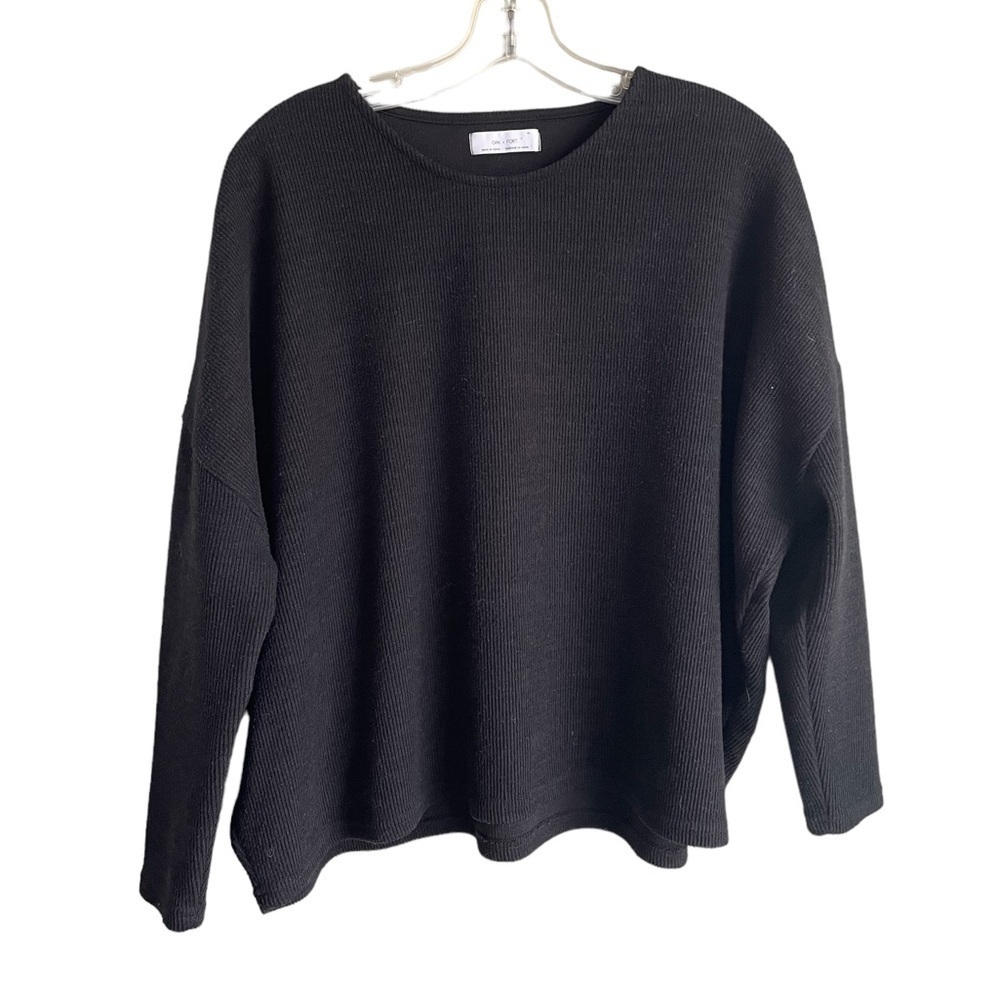 Oak and Fort women’s loose fit black sweater size xs